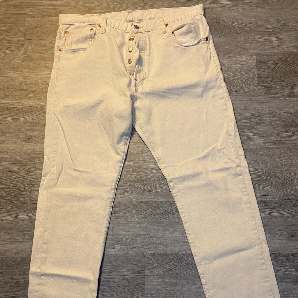 Vintage Levi’s 501
Waist:36
Length:32